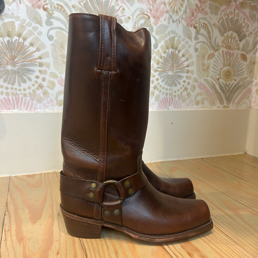 NEW Frye Women's Designer Harness 12R Boots Size 9.5 - Picture 6 of 9